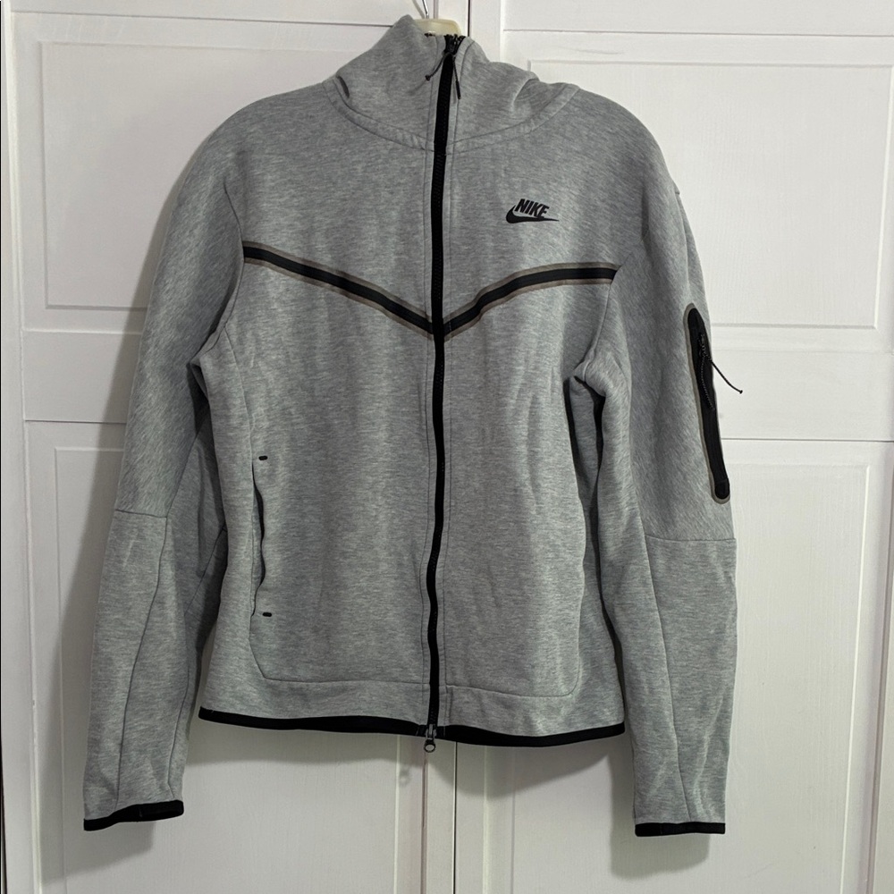 Nike tech zip up hoodie